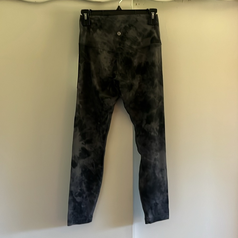 Lululemon High Rise align leggings - Picture 2 of 5